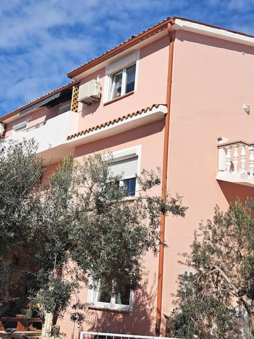 Apartman Smaragd Fažana Kültér fotó